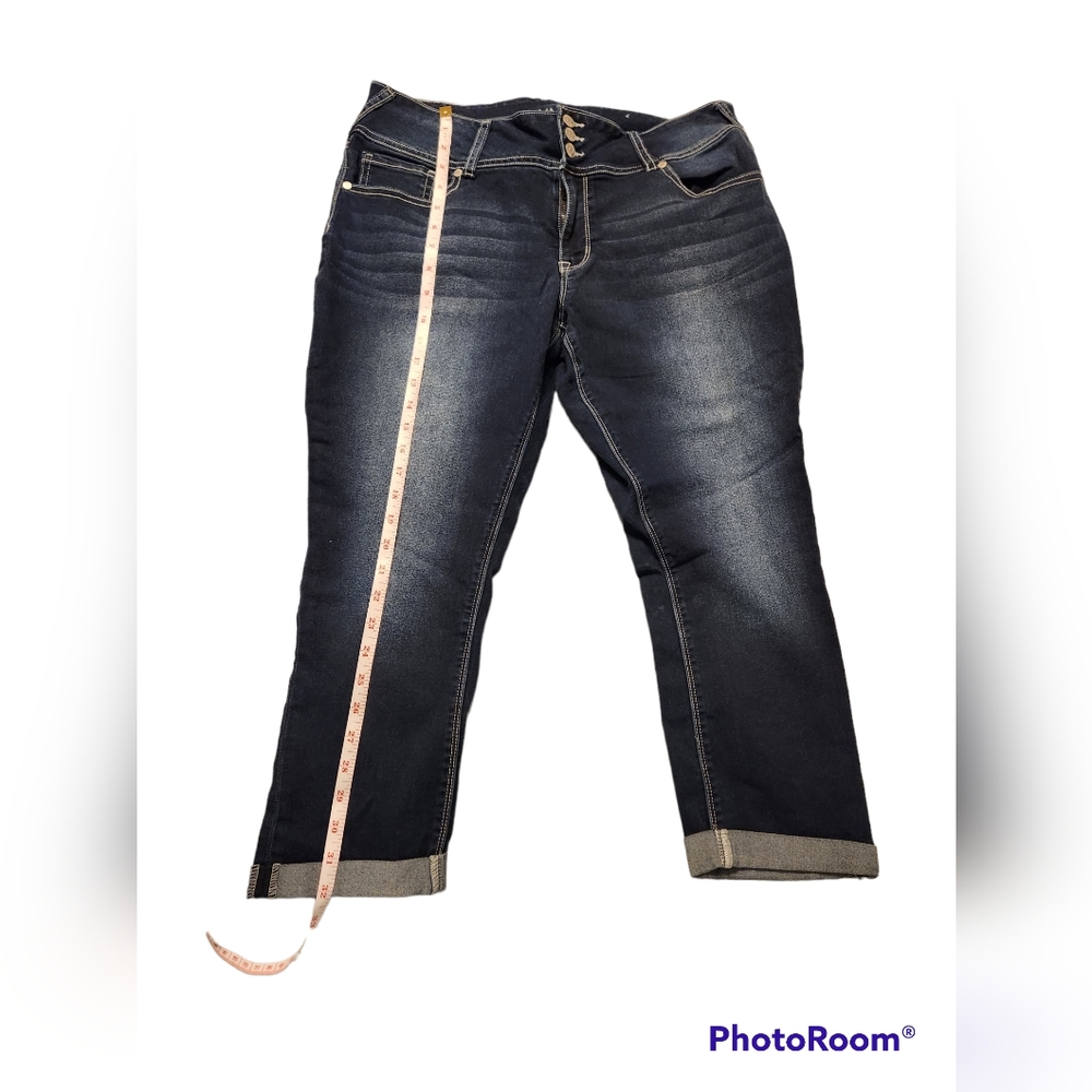 Premium Vanity Collection Capris, Women's 33